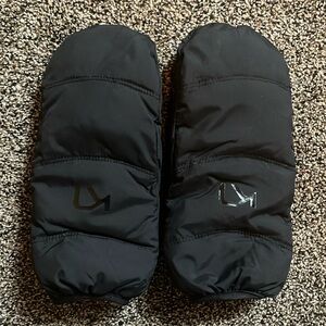 KariTraa Rilda Down Mittens size 6 NWOT